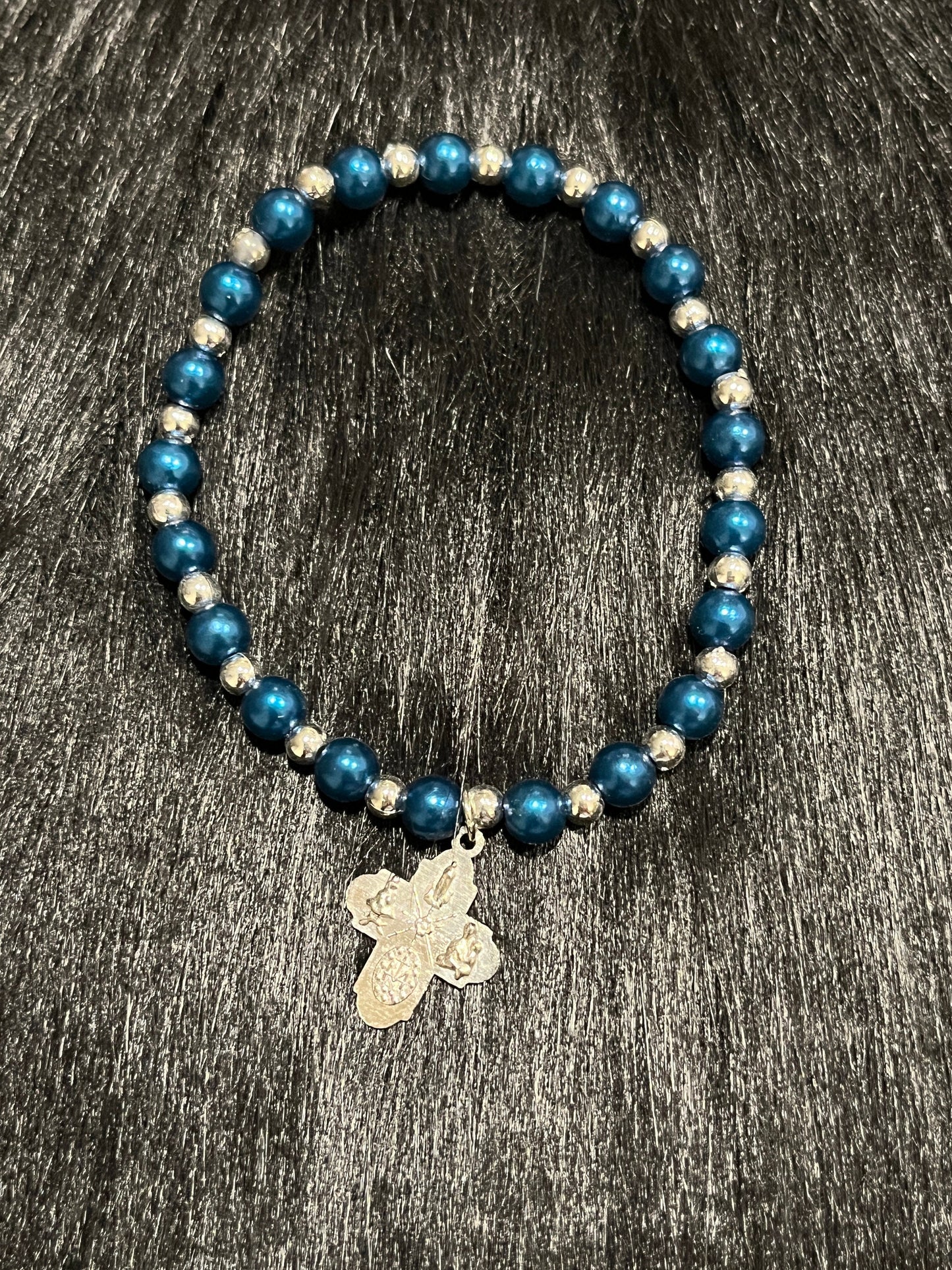 Imitation Pearl Four Way Cross Bracelet